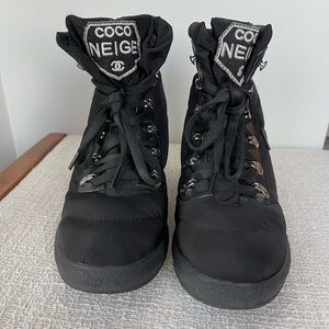 Authentic Chanel Coco Neige Puffer Snow Boots